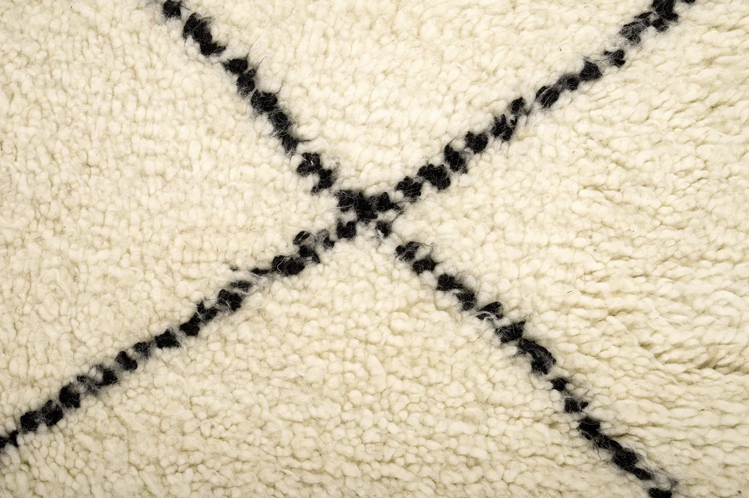 Tappeto Kilim In Stile Berbero Del Marocco Beni Ourain 155 x 275 cm