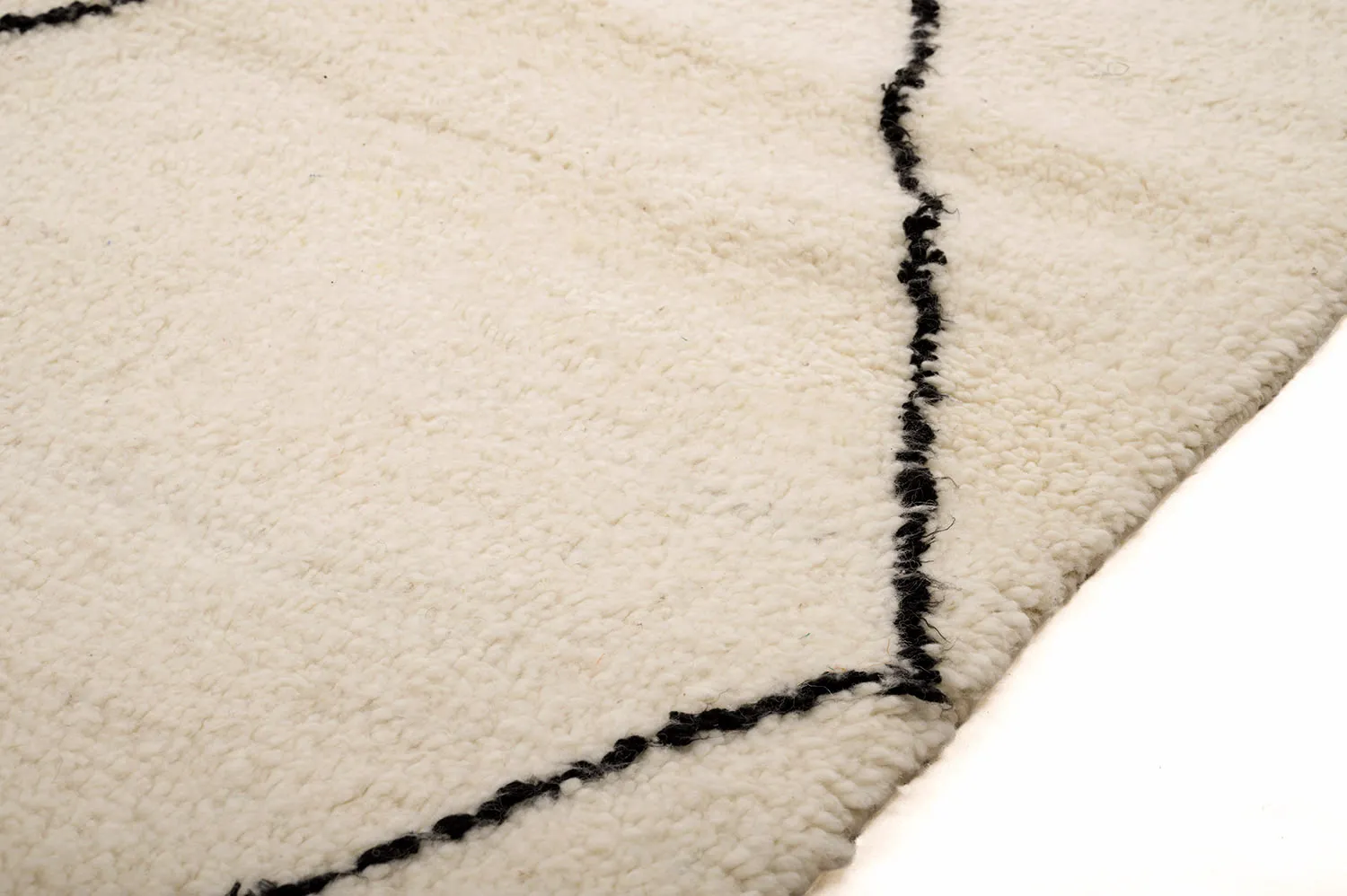 Tappeto Kilim In Stile Berbero Del Marocco Beni Ourain 150 x 230 cm