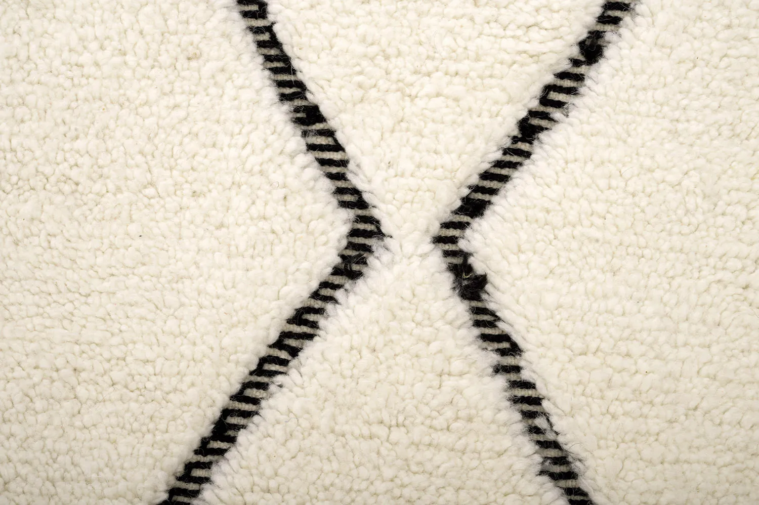 Tappeto Kilim In Stile Berbero Del Marocco Beni Ourain 205 x 290 cm