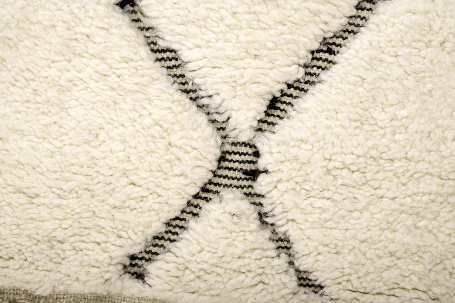 Tappeto Kilim In Stile Berbero Del Marocco Beni Ourain 210 x 305 cm