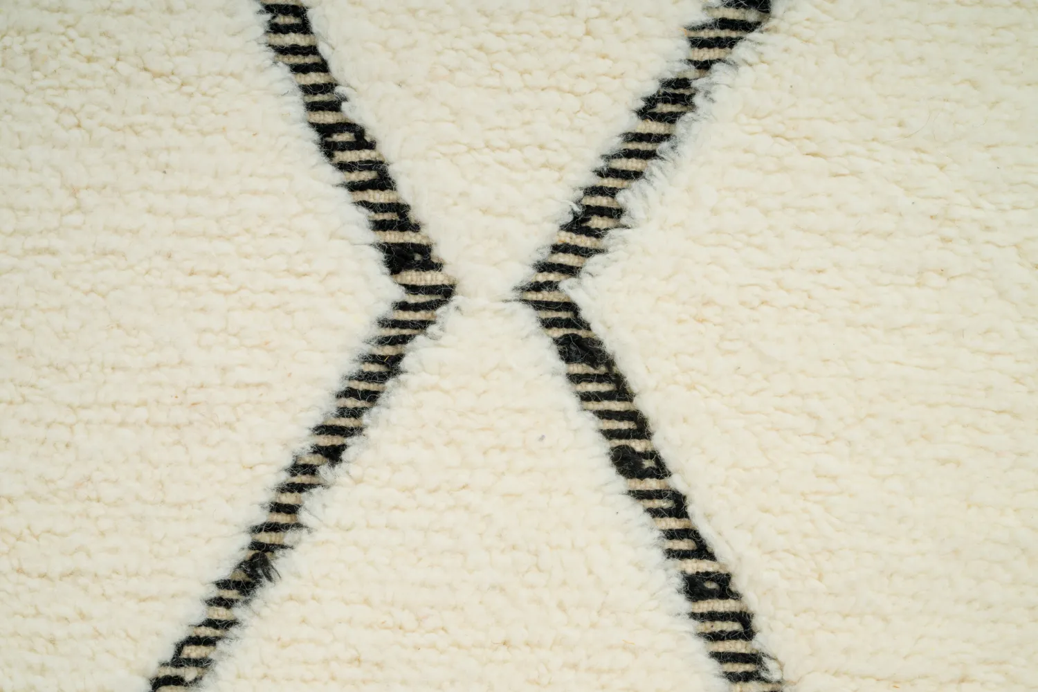 Tappeto Kilim In Stile Berbero Del Marocco Beni Ourain 200 x 290 cm