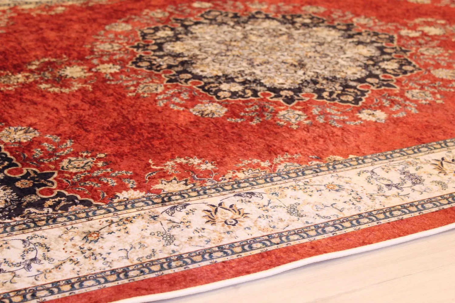 Tappeto Wilton - Lice (rosso/multi)