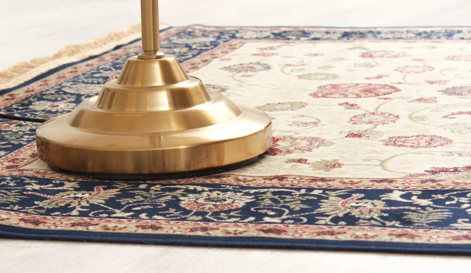 Tappeto Wilton - Angelica (beige/blu marino)