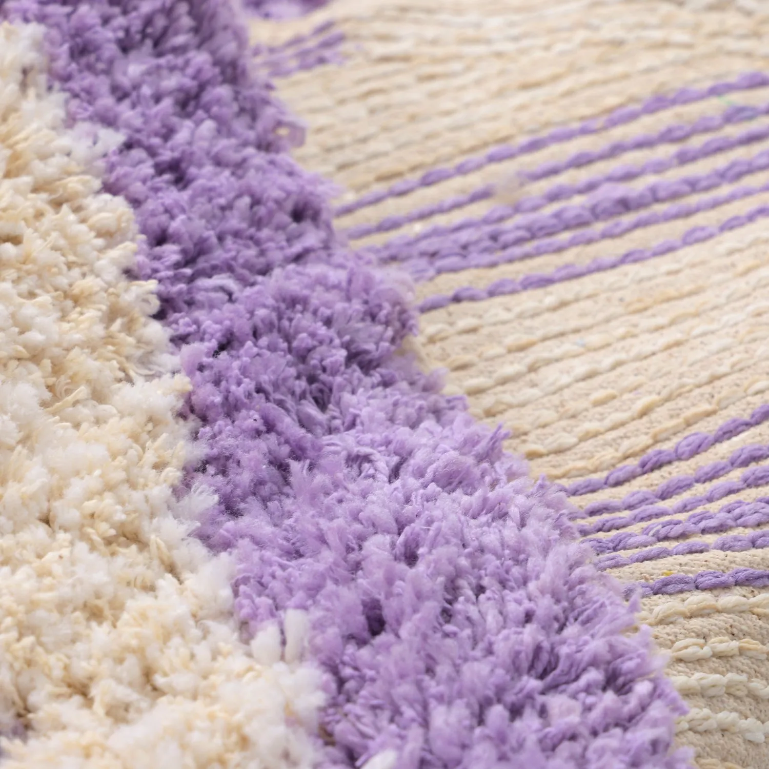 Tappeto rotondo - Thira Stripe Cotton Shaggy (crema/viola chiaro)
