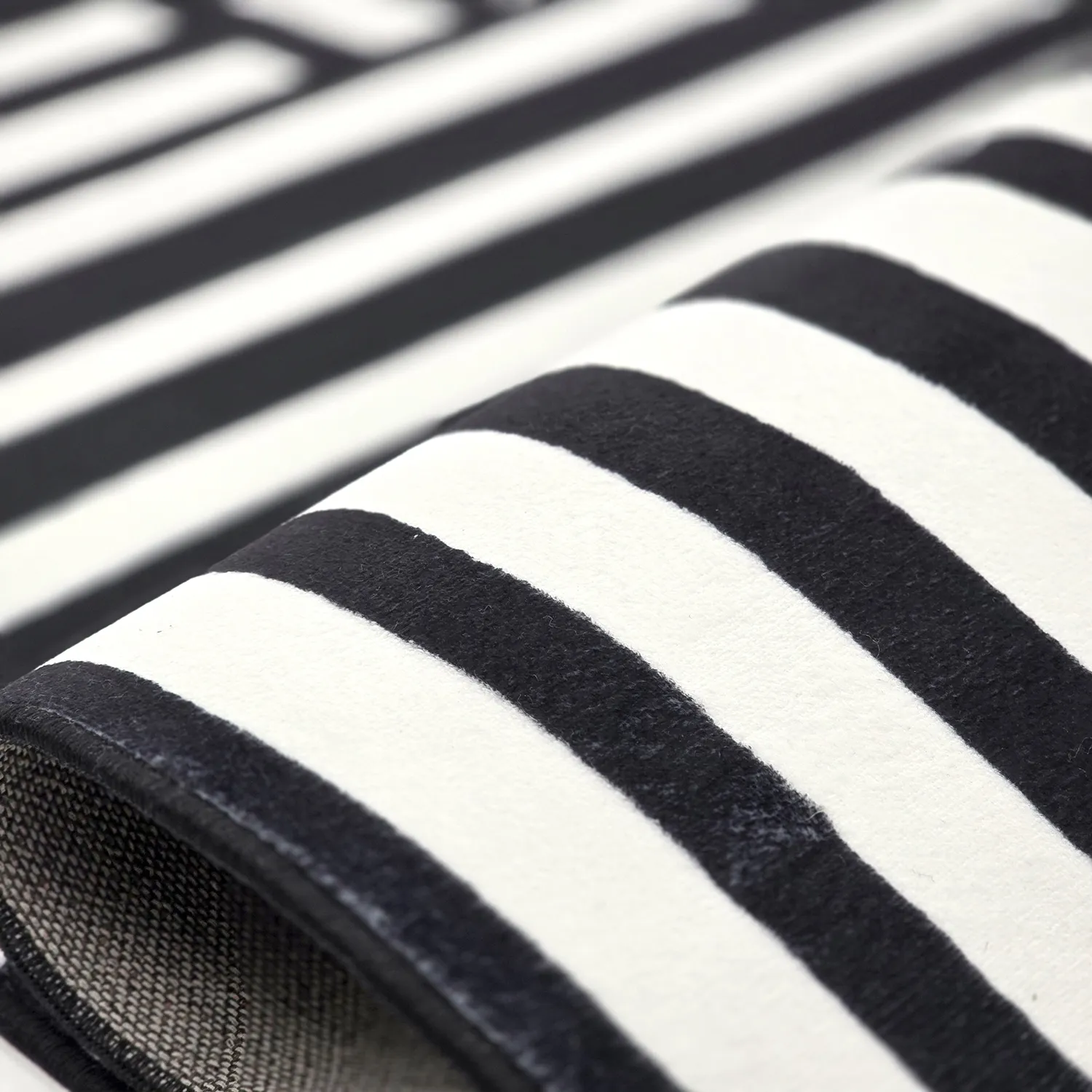 Tappeto Wilton - Joma (bianco/nero)