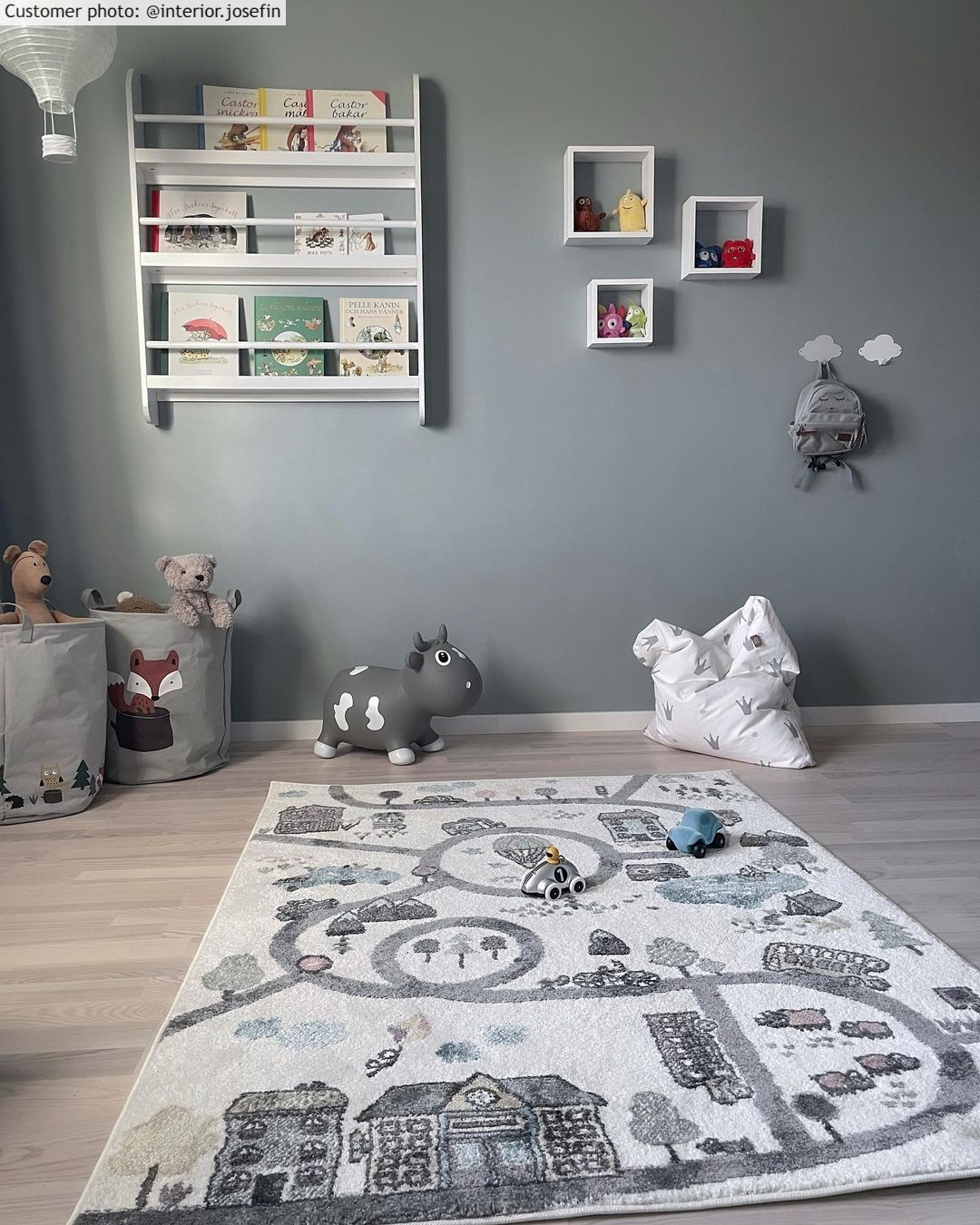 Tappeto per bambini di alta qualità con panda di colore grigio con taglio in sagoma e filo smaltato per cameretta dei bambini 80/150 cm Carpet City 